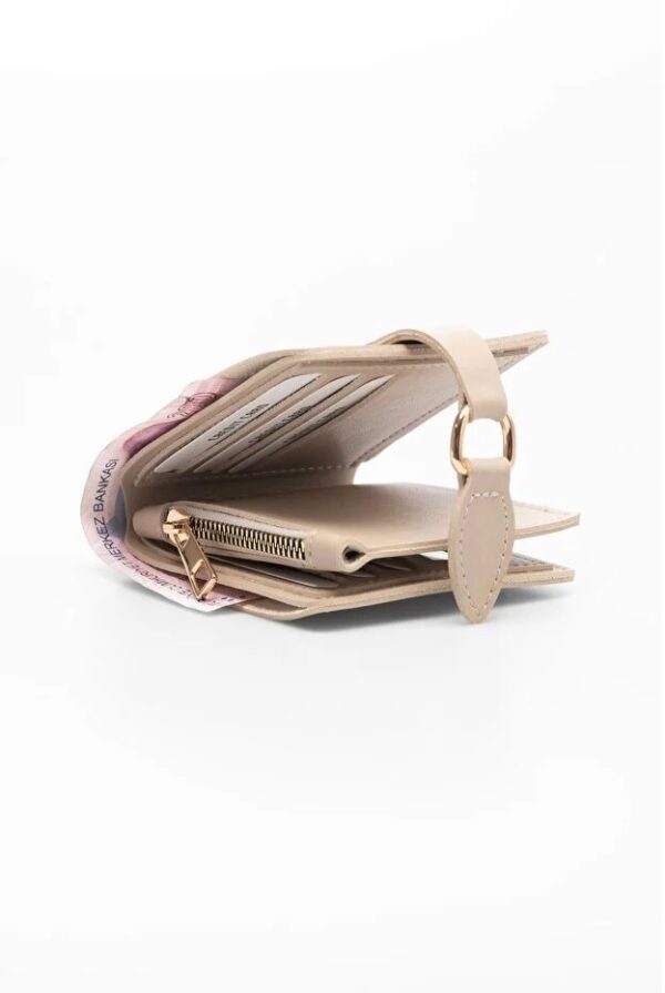 Classic Bi-Fold Wallet