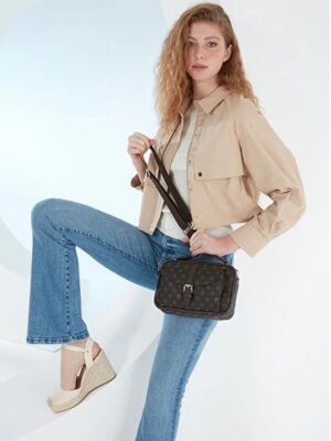 Fashion Crossbody Bag with Buckle Detail