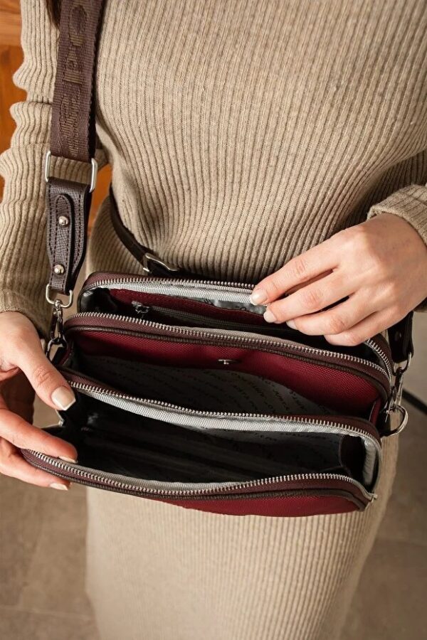 eeee Women's Large Everyday Shoulder Bag